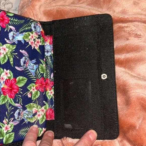 Stitch Floral Print Women's Wallet - Picture 3 of 5